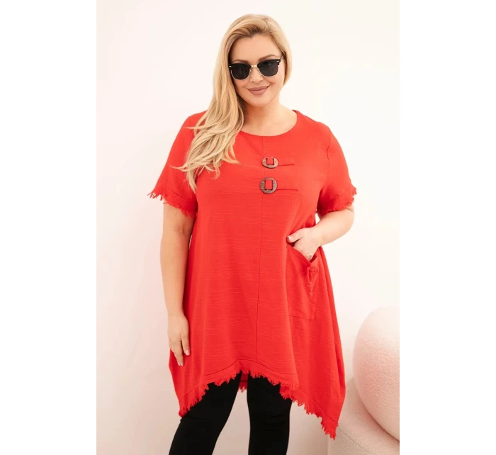 Dámske bavlnené šaty nadmernej veľkosti s dlhším chrbtom a vreckom červené