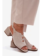 Sandály z přírodního semiše na podpatku Maciejka K7521-22 světle béžové