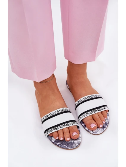 Vzory Ploché Dámské Pantofle Bílé model 21689593 - Boto Vzory Ploché Dámské Pantofle Bílé model 21689593 - Boto