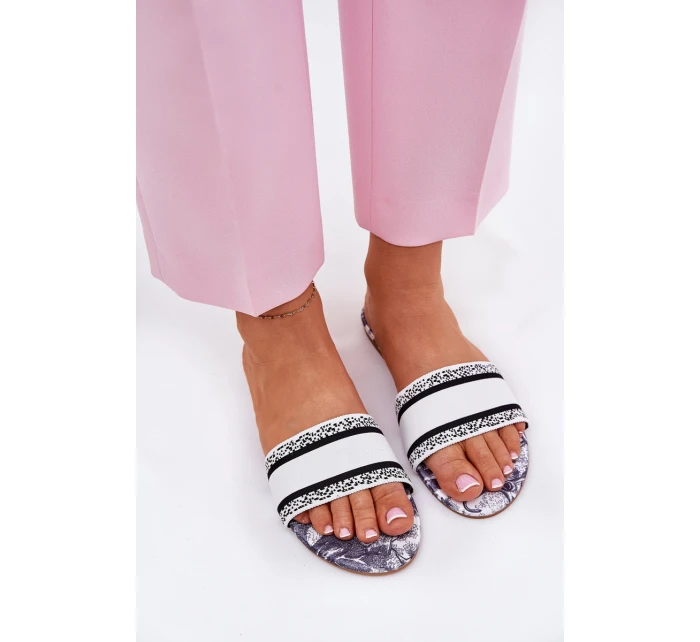 Vzory Ploché Dámské Pantofle Bílé model 21689593 - Boto Vzory Ploché Dámské Pantofle Bílé model 21689593 - Boto