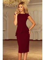 Elegantní dámské midi šaty v bordó barvě s volánkem model 6261782 - numoco Elegantní dámské midi šaty v bordó barvě s volánkem model 6261782 - numoco