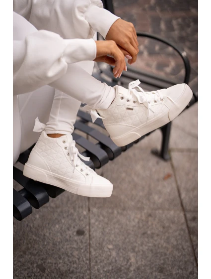 Zateplené Dámské Tenisky Se Bílé Big Star model 21675336 - Big Star Shoes