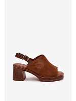 Kožené semišové sandály na podpatku Vinceza 39995 Camel