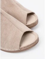 Vynikajúce hnedé dámske ponožky s platformou Vynikajúce hnedé dámske ponožky s platformou