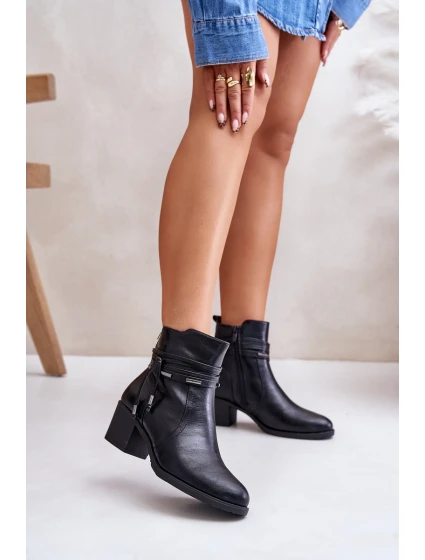 Dámské boty na podpatku z podšívkou černé model 21672432 - Boto