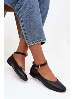 Dámské baleríny s páskem a přezkou Černé Janelor