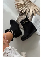 Botki Damskie Na Koturnie Z Ozdobnym Detalem Czarne Marivana