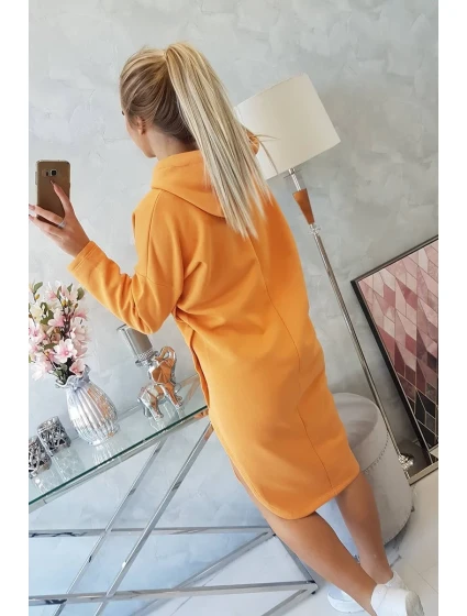 Šaty s kapucňou a bočným rázporkom broskyňové Šaty s kapucňou a bočným rázporkom broskyňové