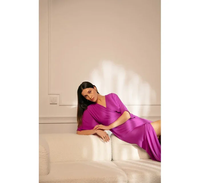 Maxi šaty model 18429018 - Makover