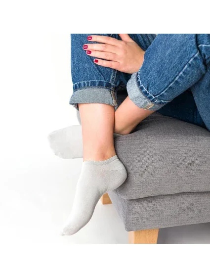 Dámske členkové ponožky Steven Invisible art.007