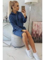 Šaty s kapucňou a bočným rázporkom z džínsoviny Šaty s kapucňou a bočným rázporkom z džínsoviny