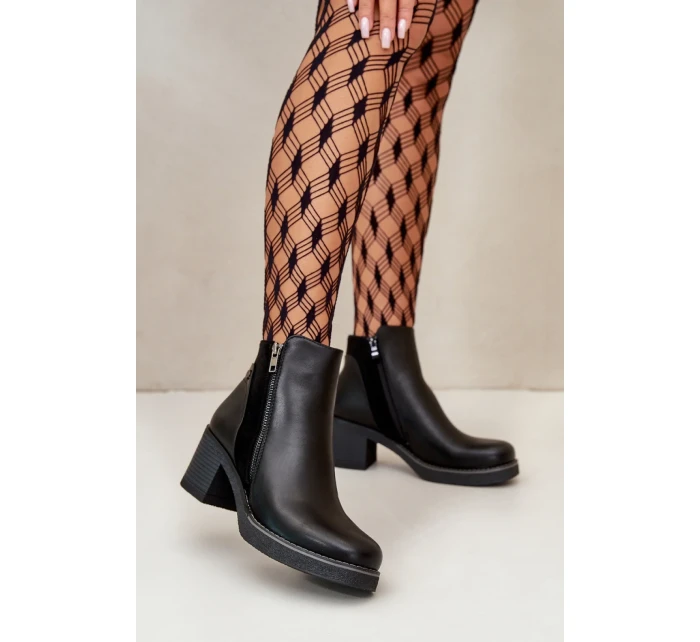 Topánky na podpätku model 199291 Krok vo veľkom štýle