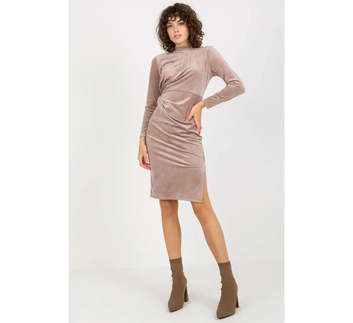 Večerné šaty model 174424 Rue Paris