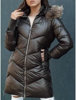 Dámská prošívaná zimní bunda z umělé kožešiny s kapucí hnědá Dstreet model 21979679 - FashionStreet
