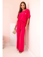 Dámsky viskózový set s ozdobným kvetom a širokými nohavicami - fuchsiová Dámsky viskózový set s ozdobným kvetom a širokými nohavicami - fuchsiová