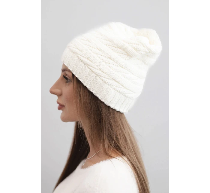 Dámska zimná čiapka s klasickým rebrovaním K439 ecru