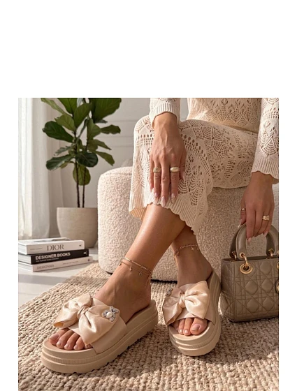 Žabky na platforme model 227262 Solea