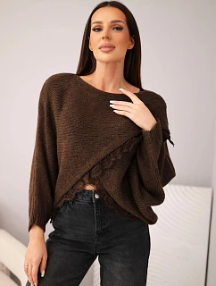 Dámský asymetrický svetr s krajkovým model 22384893 hnědý - K-Fashion