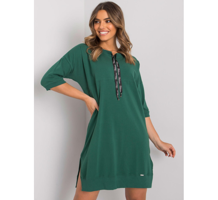 Tmavo zelené ležérne šaty od Earnestine