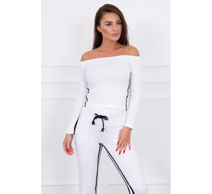 Súprava s dvojitými pruhmi bielej farby