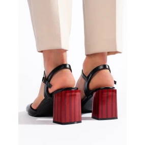 Exkluzívne dámske čierne sandále na širokom podpätku