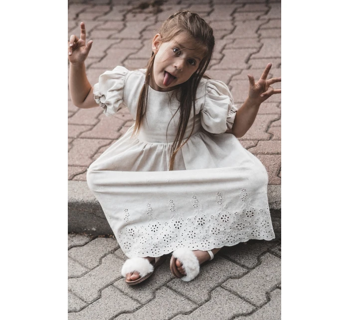 Dětské sandálky na suchý zip s kožíškem Bílé model 21663002 - Boto