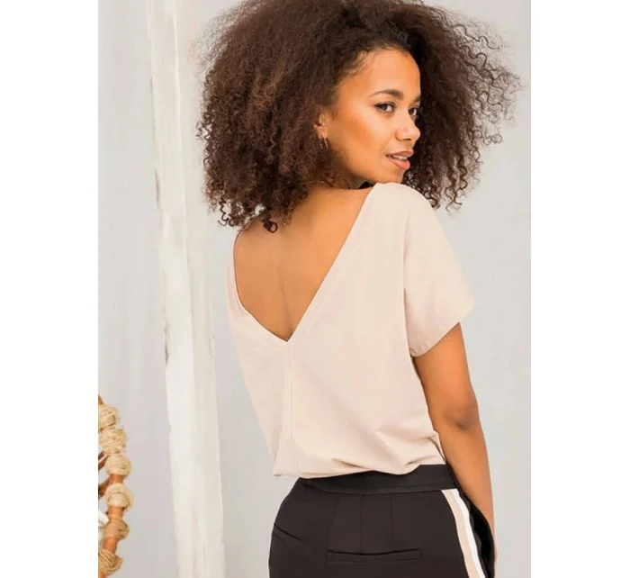 Béžové dámské tričko Tshirt basic s výstřihem vzadu Feel Good model 19552573 - Factory Price Béžové dámské tričko Tshirt basic s výstřihem vzadu Feel Good model 19552573 - Factory Price