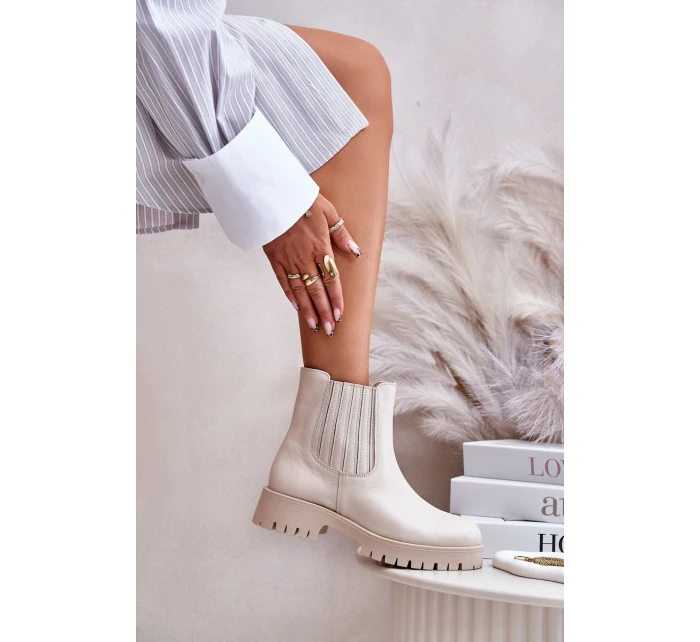 Dámské boty na plochém podpatku kožené světle béžové Lewski model 21672746 - Boto