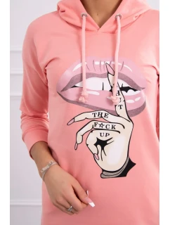 Šaty s dlhším chrbtom a farebnou marhuľovou potlačou