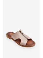 Damskie Klapki Z Ozdobnym Zamkiem Beżowe Lemar Clarence Damskie Klapki Z Ozdobnym Zamkiem Beżowe Lemar Clarence