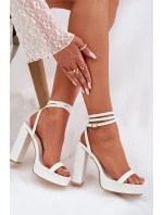 Dámské Sandály Na Podpatku S Páskem Bílé model 21696058 - Boto