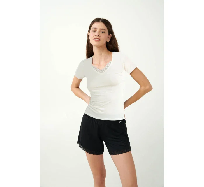 Vamp - Elegantné tričko s čipkou 21801 - Vamp