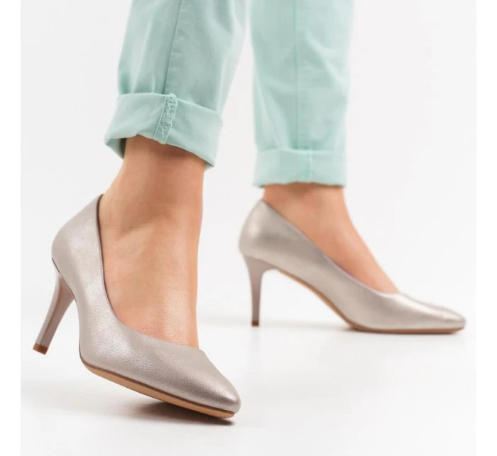 Sergio Leone W 1336 zlaté podpätky