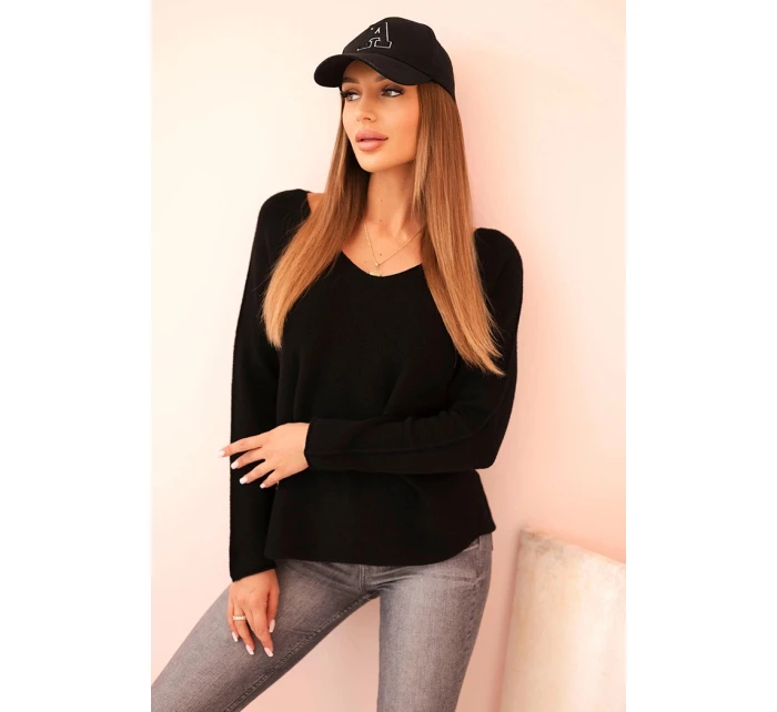 Dámsky viskózový sveter s dlhými rukávmi a okrúhlym výstrihom čierny Dámsky viskózový sveter s dlhými rukávmi a okrúhlym výstrihom čierny