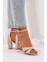 Sandály Na Podpatku Z Eko Kůže Béžové model 21684746 - Boto Sandály Na Podpatku Z Eko Kůže Béžové model 21684746 - Boto