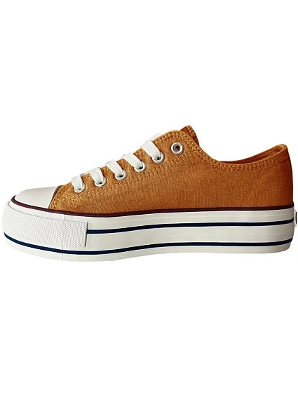 Dámské sportovní boty model 20184003 Hořčicová s bílou - Lee Cooper Dámské sportovní boty model 20184003 Hořčicová s bílou - Lee Cooper