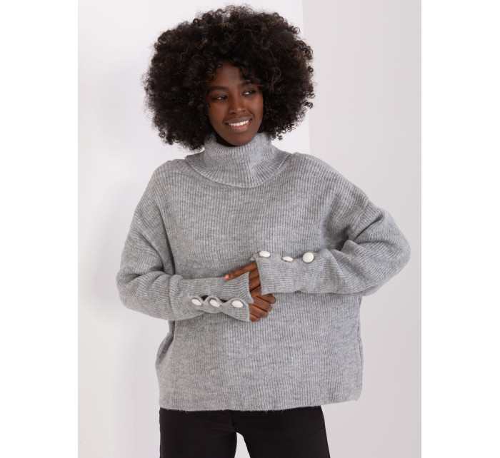 Šedý dámsky sveter s gombíkmi na rukávoch