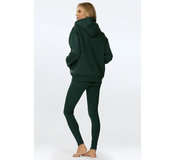 Dkaren Oseye-Bl farba:zelená