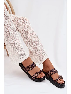 ~Tapky na platforme model 226361 Krok vo veľkom štýle