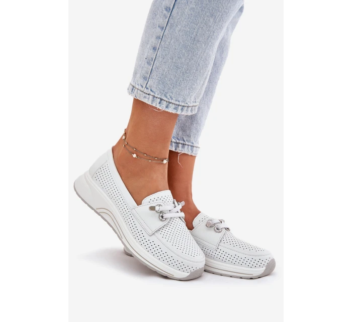 Dámske topánky na platforme 56C2101 White - Artiker Dámske topánky na platforme 56C2101 White - Artiker