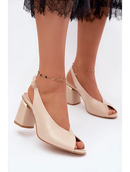 Elegantní dámské sandály na podpatku model 22221073 béžové - Zazoo Elegantní dámské sandály na podpatku model 22221073 béžové - Zazoo