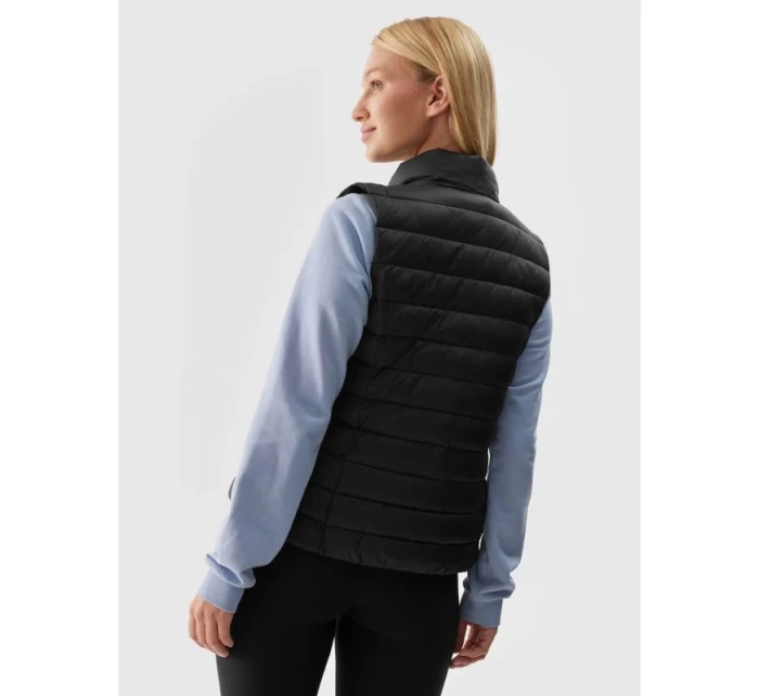 Dámska bunda bez rukávov 4F 4FRSS24TVJAF101-20S z recyklovaného páperia