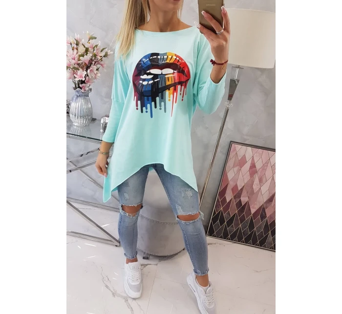 Oversize blúzka s dúhovou potlačou pier vo farbe mint