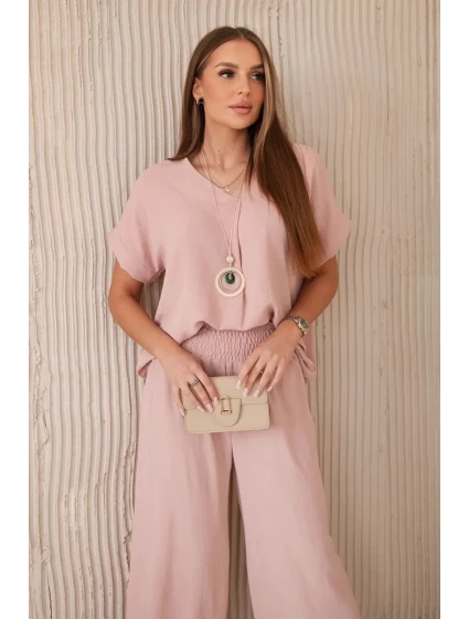 Komplet s náhrdelníkem halenka + kalhoty tmavě pudrově růžová Komplet s náhrdelníkem halenka + kalhoty tmavě pudrově růžová