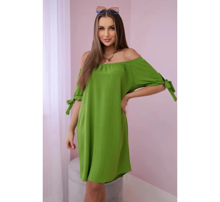 Šaty viazané na rukávoch olivové Šaty viazané na rukávoch olivové