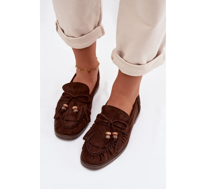 Ženské mokasíny s třásněmi a korálky Čokoládové model 21937642 - Boto Ženské mokasíny s třásněmi a korálky Čokoládové model 21937642 - Boto