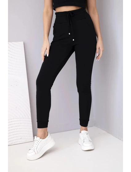 Dámské teplákové kalhoty s vysokým pasem a šňůrkou černé