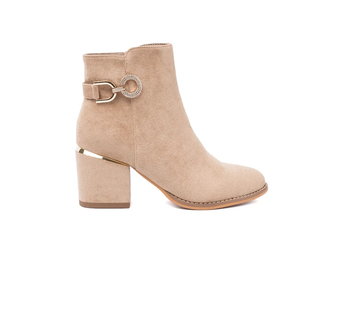 Zajímavé  kotníčkové boty hnědé dámské na širokém podpatku