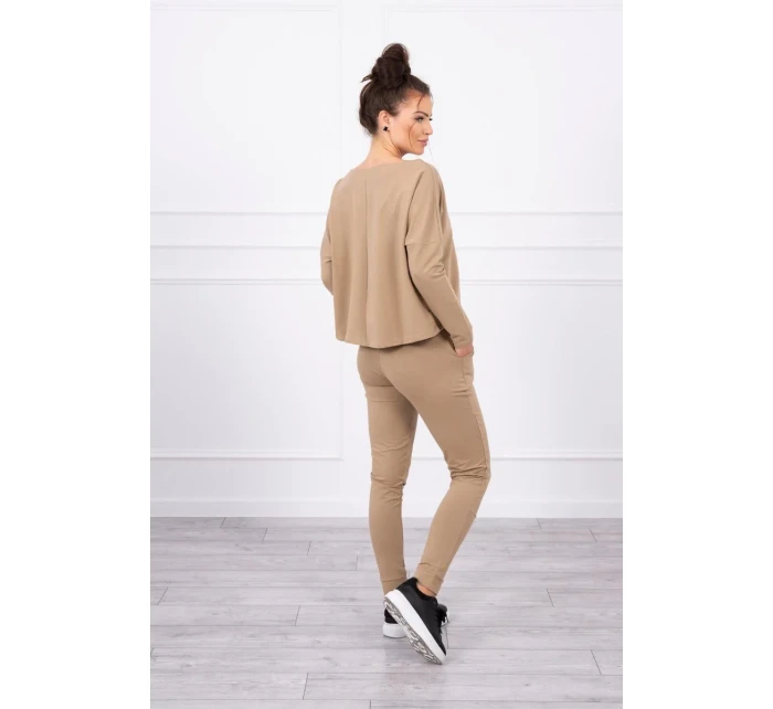 Souprava s oversize halenkou camel Souprava s oversize halenkou camel