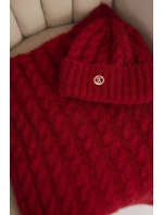 Dámska čiapka a šatka s pruhom a ozdobou červená